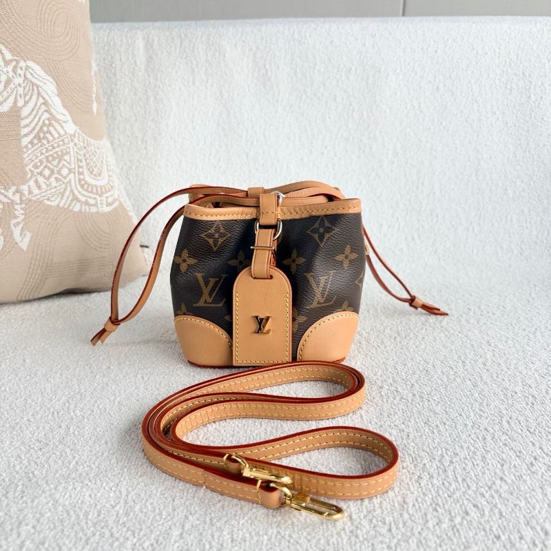 LV 老花Noe purse燒賣水桶包 11.5*11.5*11.5  98新配件肩帶 塵袋-1