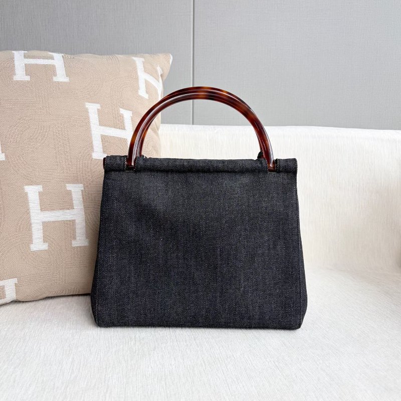 Chanel 玳瑁手提 牛仔黑 時髦復古風 25*22*7 98新配件塵袋-6