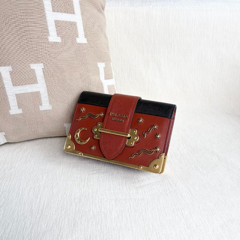 Prada 宮廷系列星月盒子包 棕色拼黑 金扣 18*13*5.5 98新塵袋 購證 保卡 肩帶-2