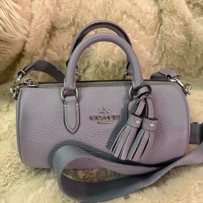 coach mini 圓筒包 全新-1