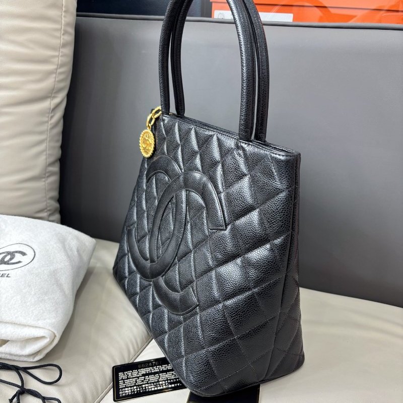 香奈兒/Chanel 黑金荔枝皮希爾頓肩背包-3