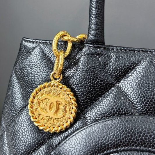 香奈兒/Chanel 黑金荔枝皮希爾頓肩背包-9