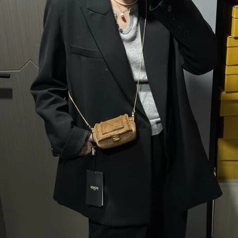 Fendi Nano迷你鏈條包斜背包11*8cm 99新配件塵袋