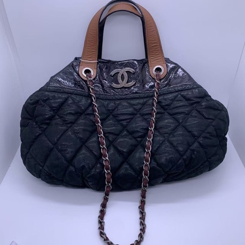 H260425）gz）二手CHANEL香奈兒2way拼皮拼色tote購物袋南瓜包，正常使用痕跡，邊角有磨損油邊有裂紋