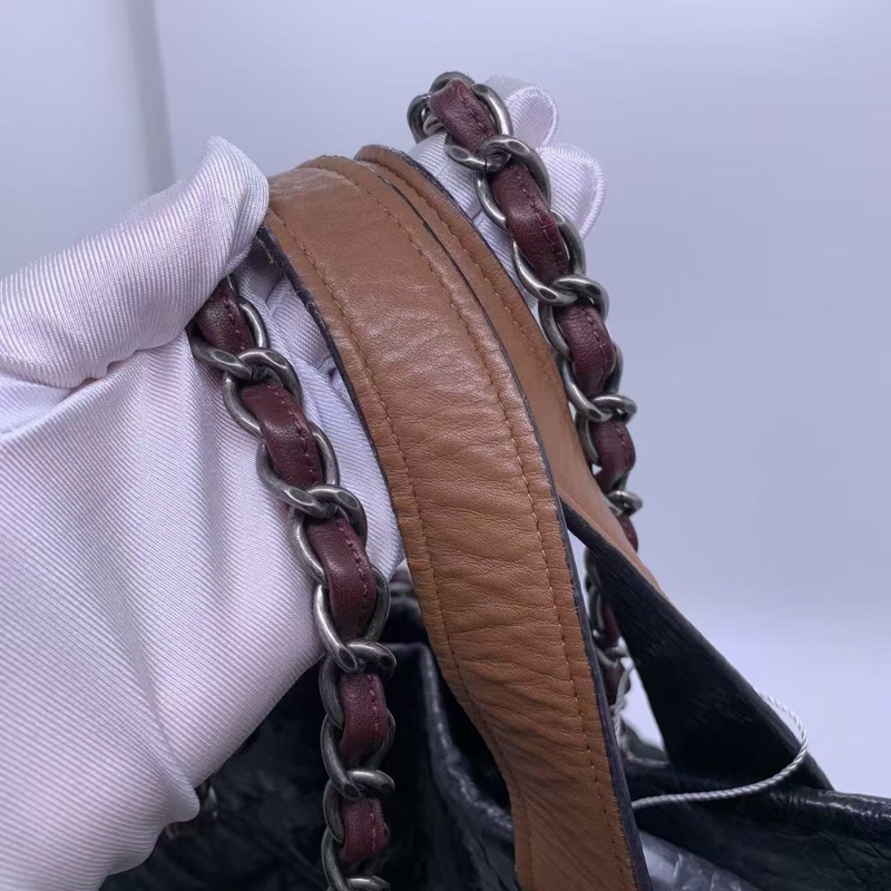 H260425）gz）二手CHANEL香奈兒2way拼皮拼色tote購物袋南瓜包，正常使用痕跡，邊角有磨損油邊有裂紋-4