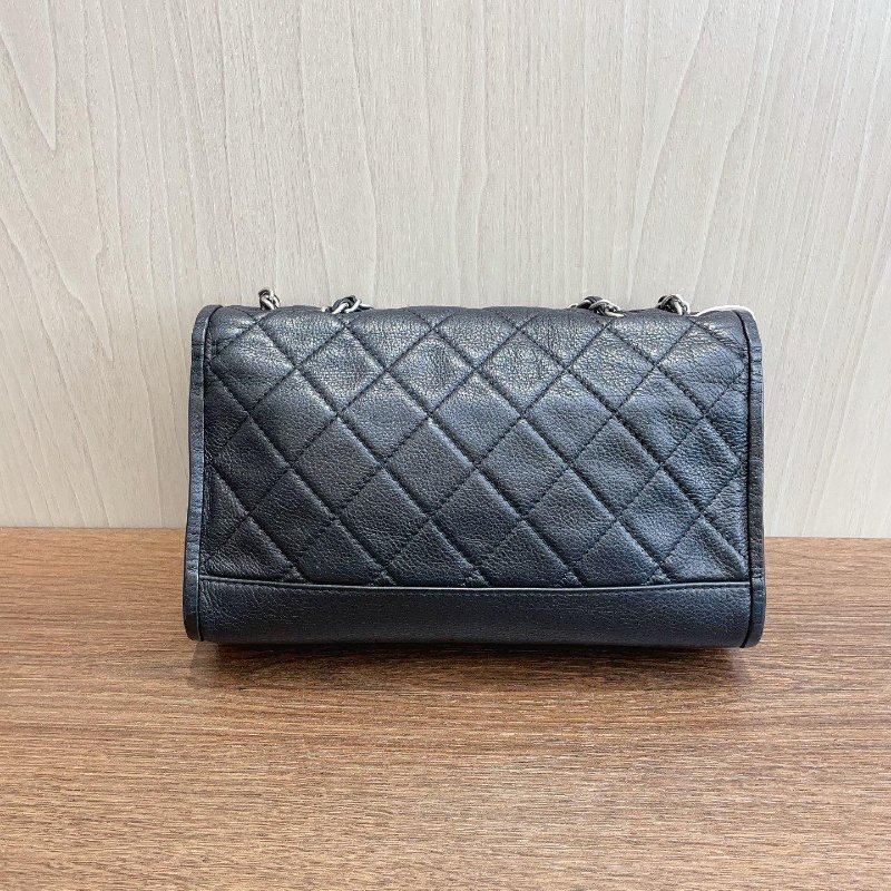 香奈兒/Chanel 黑銀CF鏈條包-1