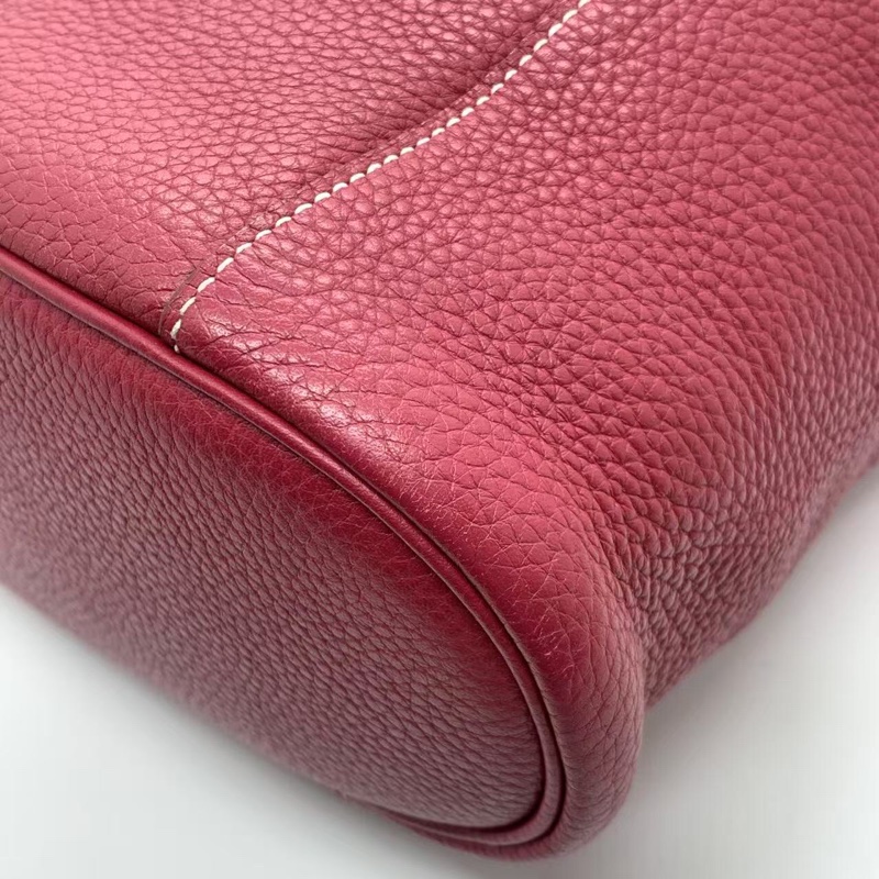 二手Hermes愛馬仕 good news H系列紅色牛皮斜挎包郵差包 n刻，成色如圖，💰7999/1700💲-8