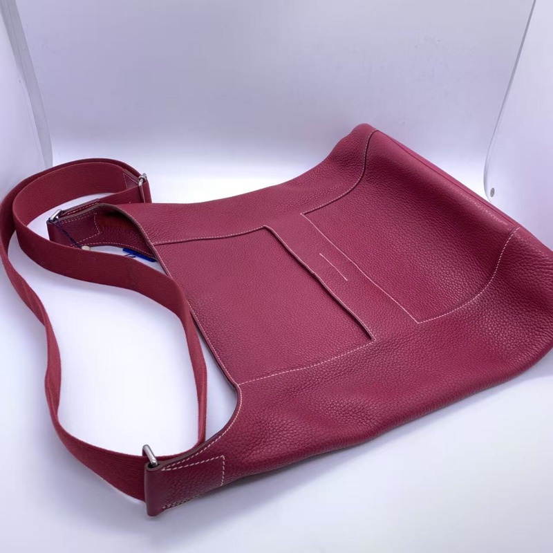 二手Hermes愛馬仕 good news H系列紅色牛皮斜挎包郵差包 n刻，成色如圖，💰7999/1700💲-16
