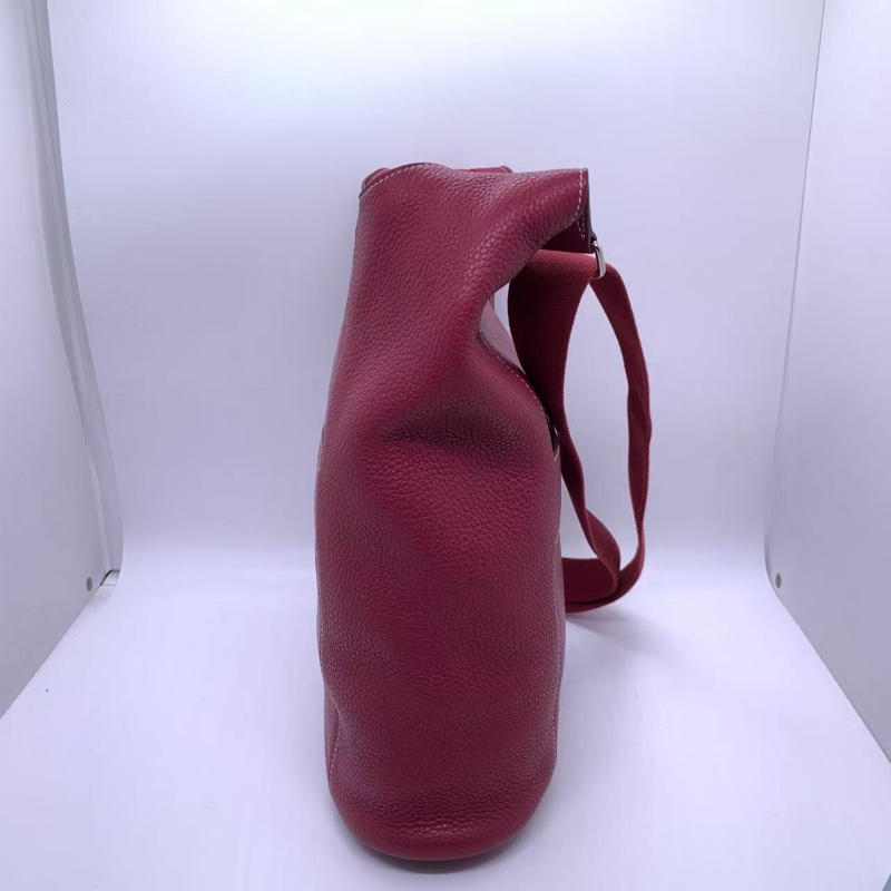 二手Hermes愛馬仕 good news H系列紅色牛皮斜挎包郵差包 n刻，成色如圖，💰7999/1700💲-18