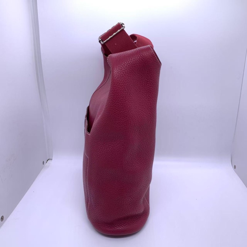 二手Hermes愛馬仕 good news H系列紅色牛皮斜挎包郵差包 n刻，成色如圖，💰7999/1700💲-19