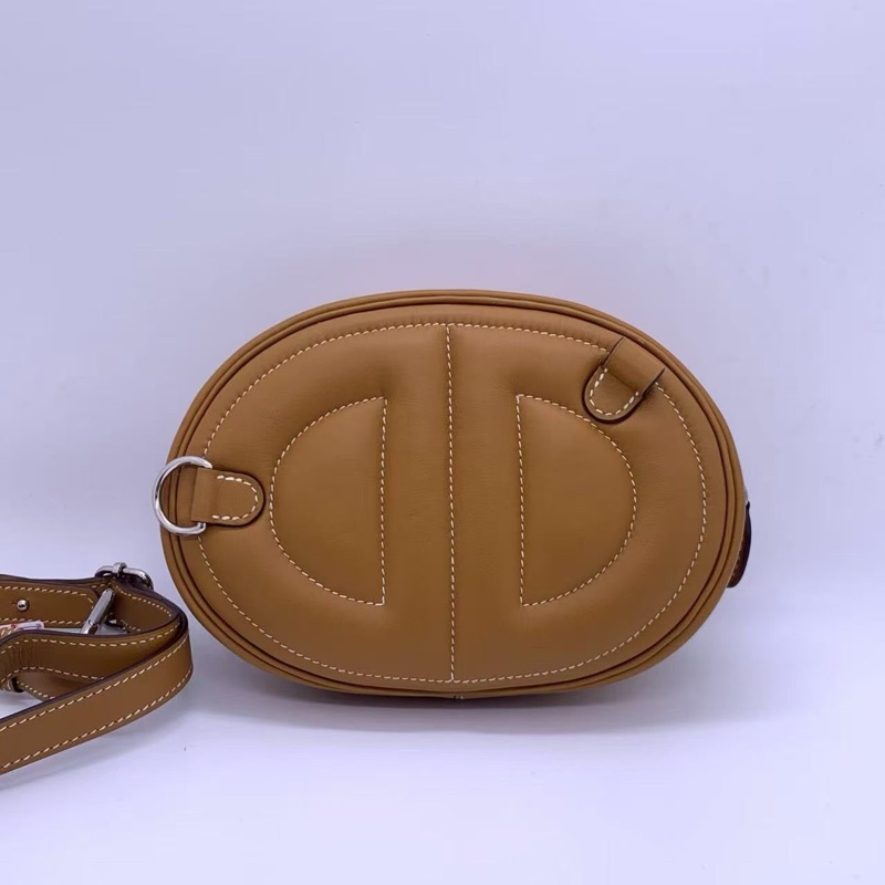 愛馬仕Hermes in the loop猪鼻子腰包芝麻色Y刻-1