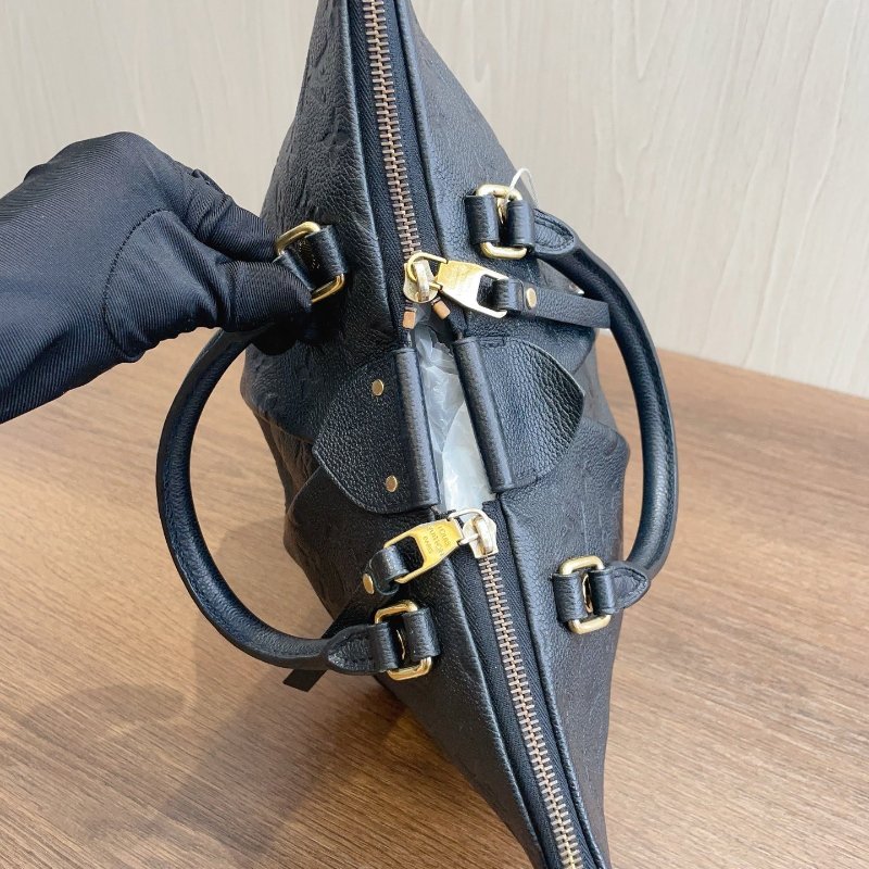 路易威登/Louis Vuitton 全皮餃子手提包-4