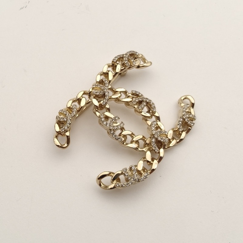 CHANEL 合金22K鏤空雙C胸針-1