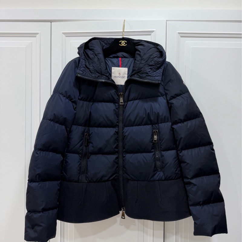 MONCHER NESEA GIUBBOTTO 深藍 藏青 荷葉邊 羽絨 羽絨外套 防風外套 夾克 外套-2