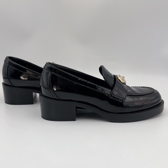 CHANEL 香奈兒 愛心雙Clogo 徽標簡約圓頭 休閒單鞋 女款 黑色 尺碼：36.5碼 附件：無-2