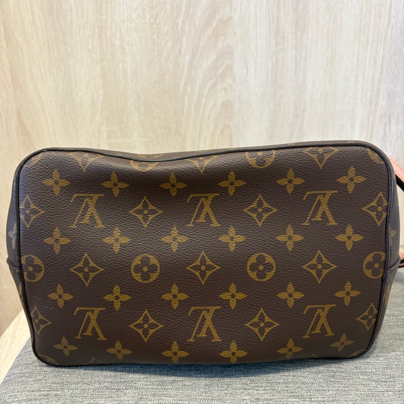 LV neo noe 水桶包-5