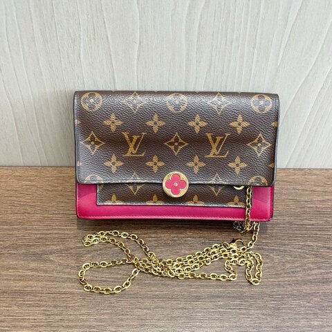 路易威登/Louis Vuitton Flore繫列WOC老花玫紅鏈條包