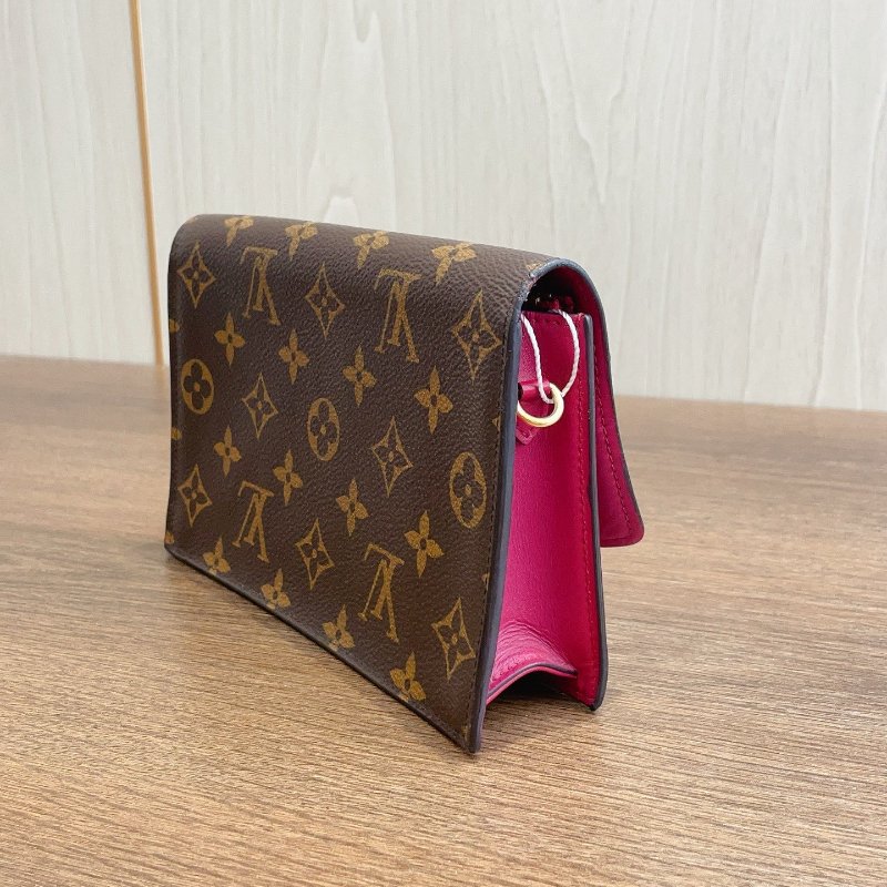 路易威登/Louis Vuitton Flore繫列WOC老花玫紅鏈條包-3