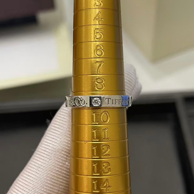 TIFFANY&CO Tiffany&Co.三鑽戒指窄版3mm鑽石/pt950-4