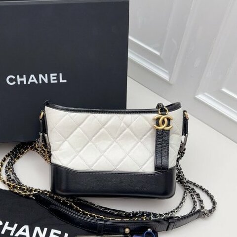 香奈兒/Chanel Gabrielle流浪包小號 白色菱格小羊皮