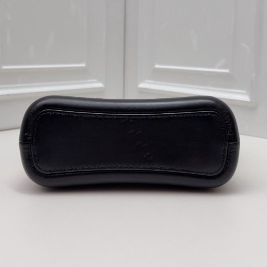 香奈兒/Chanel Gabrielle流浪包小號 白色菱格小羊皮-4