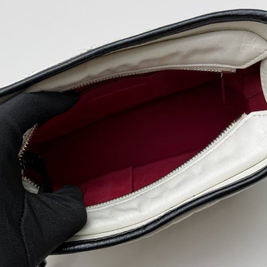 香奈兒/Chanel Gabrielle流浪包小號 白色菱格小羊皮-8