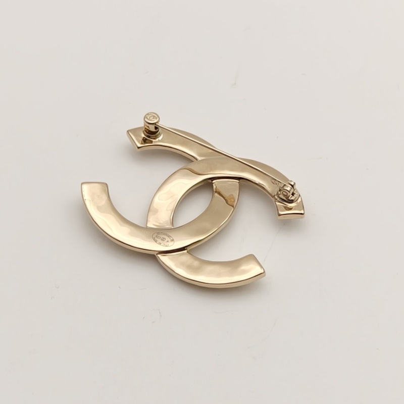 CHANEL 合金雙C熔岩水鑽胸針-4