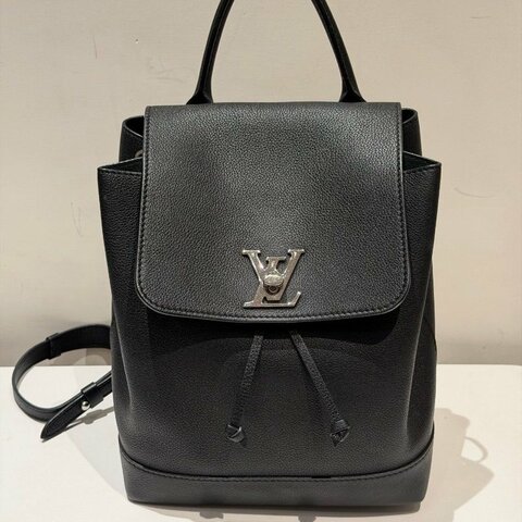 路易威登/Louis Vuitton Lock Me黑銀雙肩包
