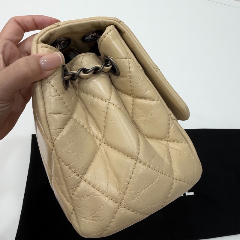 CHANEL 香奈兒 GO GO CF 油蠟牛皮 奶茶色 斜背包 肩背包 側背包 鍊條包 手提包-12