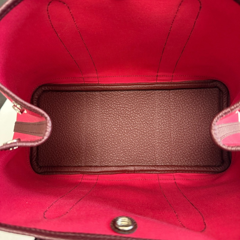 Hermes愛馬仕  紅色帆布garden Paty 花園30手提包  A刻-11