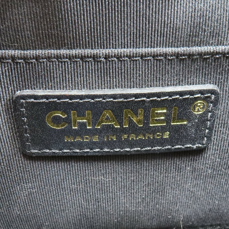 黑色/酒紅色 菱格紋 羊皮 雙色 水桶包 金釦【CHANEL 香奈兒】 AS2230-6