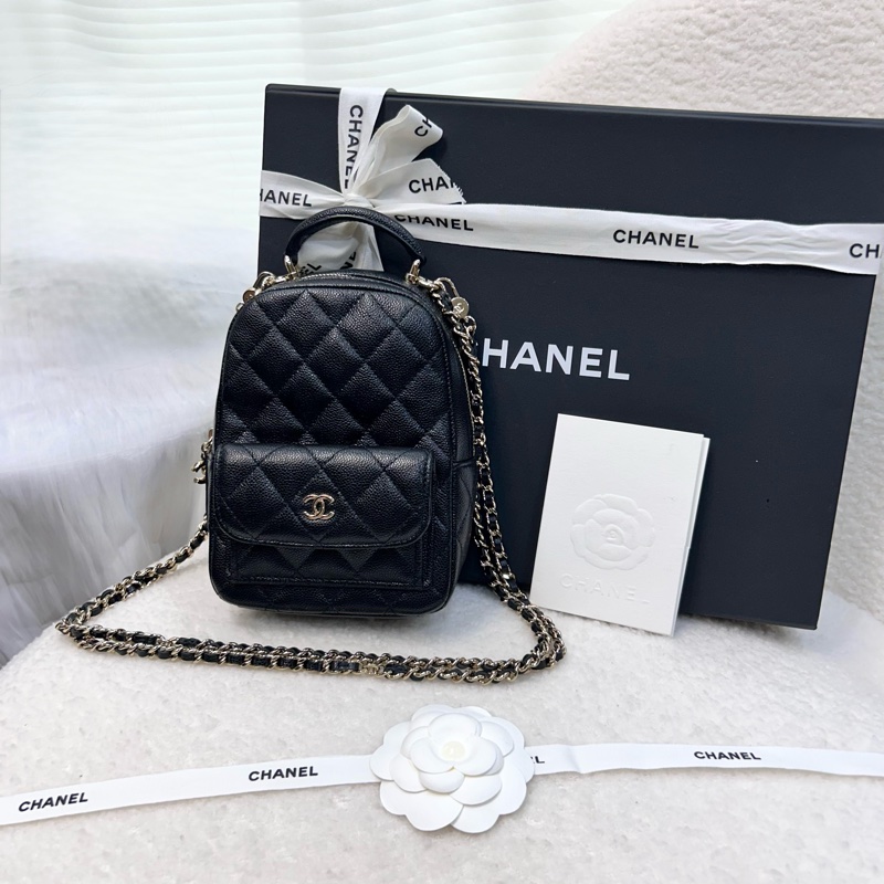 絕美小書包天菜現貨 🖤香奈兒CHANEL黑色粒紋牛皮淡金釦Classic迷你後背包 AP3753-12