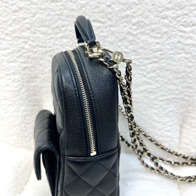 絕美小書包天菜現貨 🖤香奈兒CHANEL黑色粒紋牛皮淡金釦Classic迷你後背包 AP3753-21