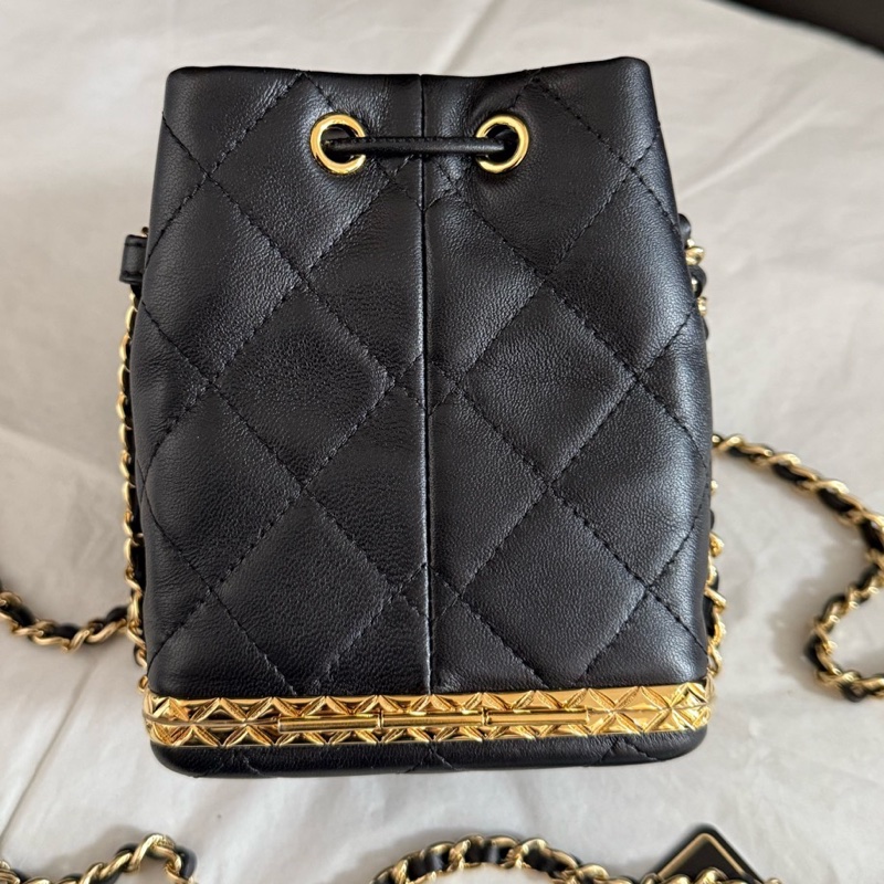 99新Chanel香奈兒22s 黑金mini抽繩水桶包 鏈條斜挎包32開有卡-1