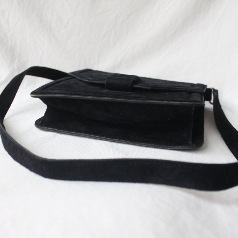 YSL黑色麂皮古董信封包-7