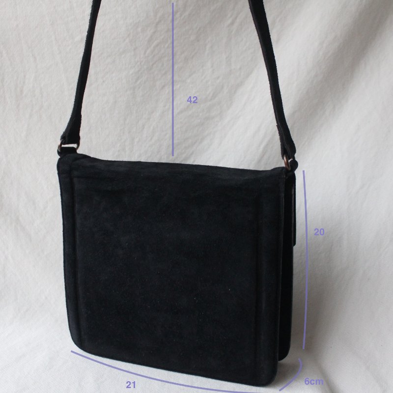 YSL黑色麂皮古董信封包-8