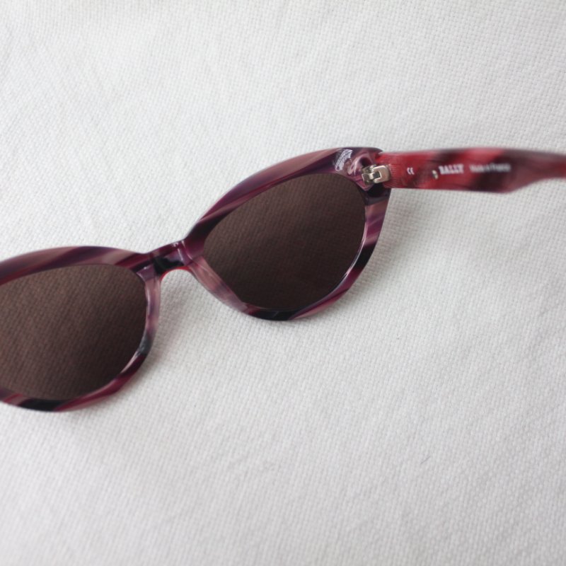 Bally紅紫色復古貓眼墨鏡-8