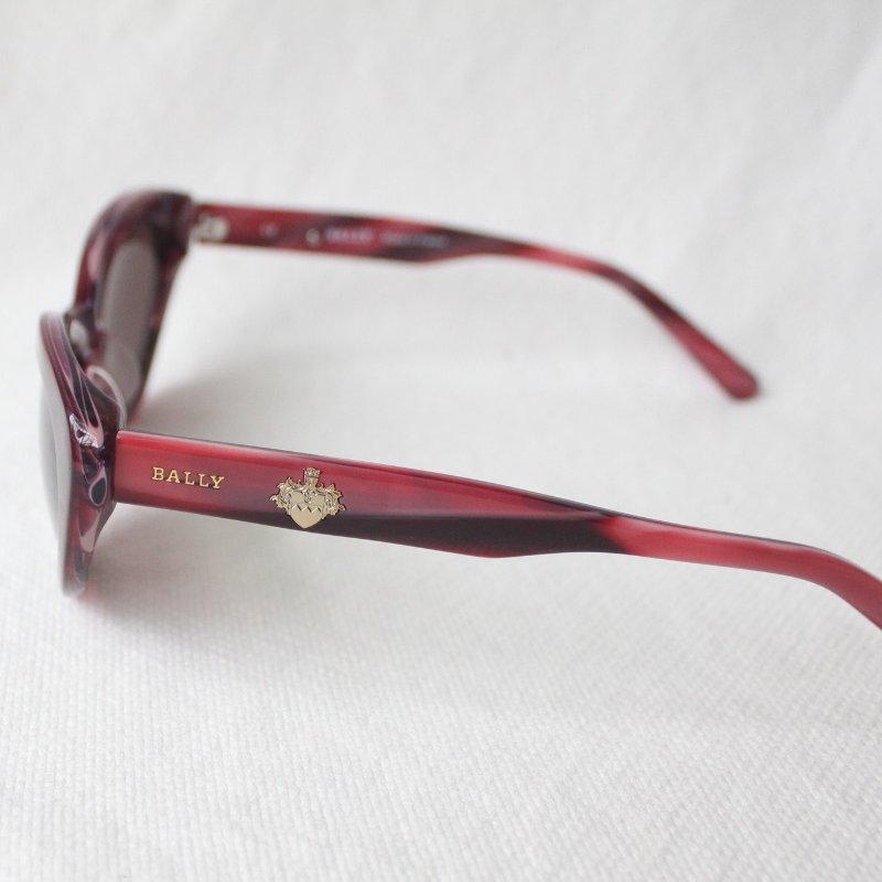 Bally紅紫色復古貓眼墨鏡-10
