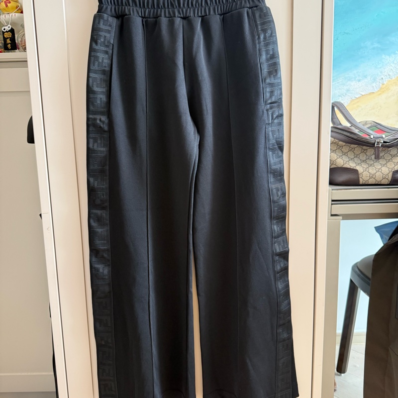 Fendi 👍🏻 100%Real正貨，100%New, size 36-0