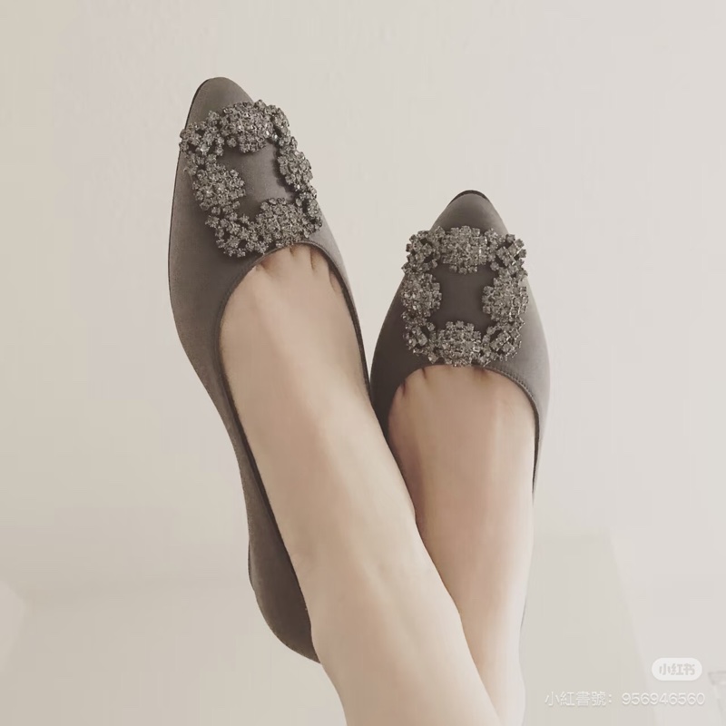 Manolo Blahnik HANGISIFLAT深灰色緞面寶石平底鞋 原價44900-2