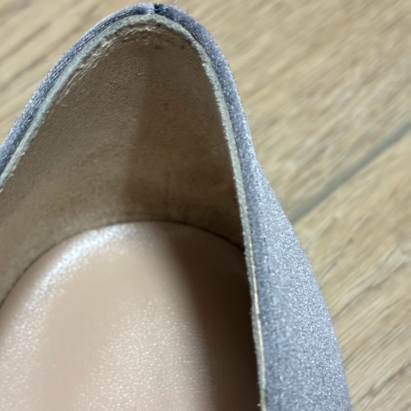 Manolo Blahnik HANGISIFLAT深灰色緞面寶石平底鞋 原價44900-17