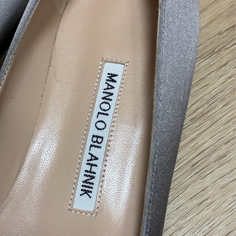 Manolo Blahnik HANGISIFLAT深灰色緞面寶石平底鞋 原價44900-19