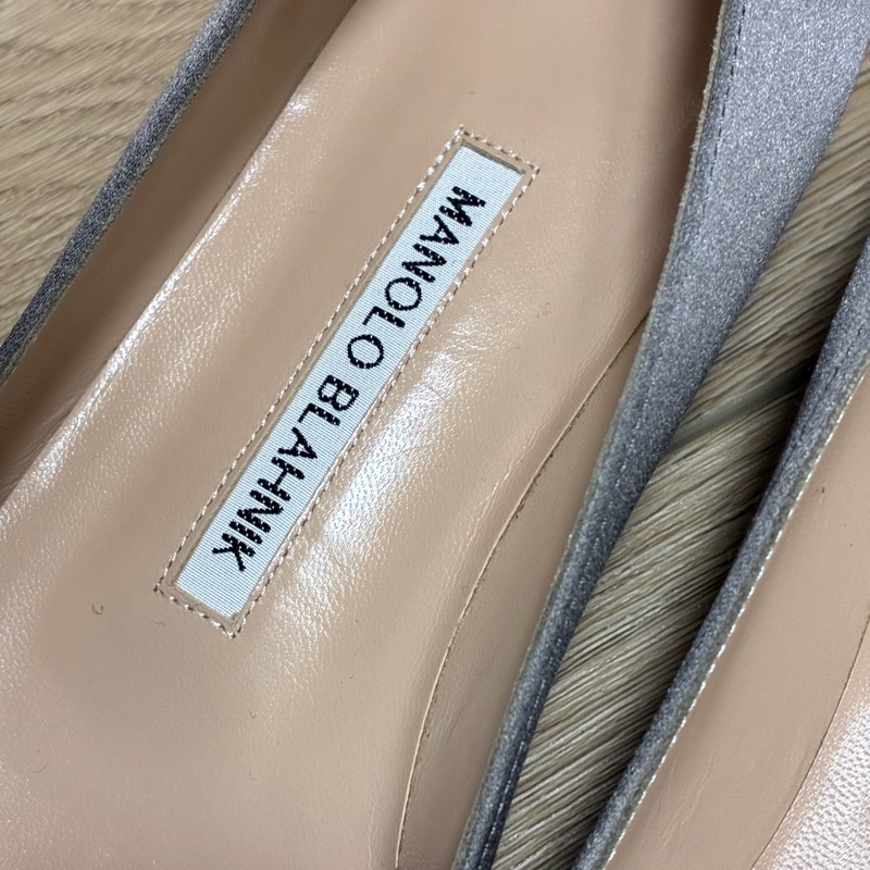 Manolo Blahnik HANGISIFLAT深灰色緞面寶石平底鞋 原價44900-23
