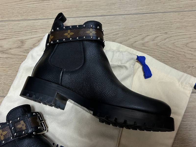 LOUIS VUITTON 粒面小牛皮Monogram Discovery平底踝靴-2