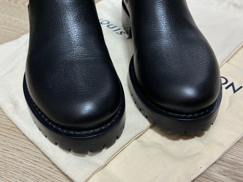 LOUIS VUITTON 粒面小牛皮Monogram Discovery平底踝靴-7