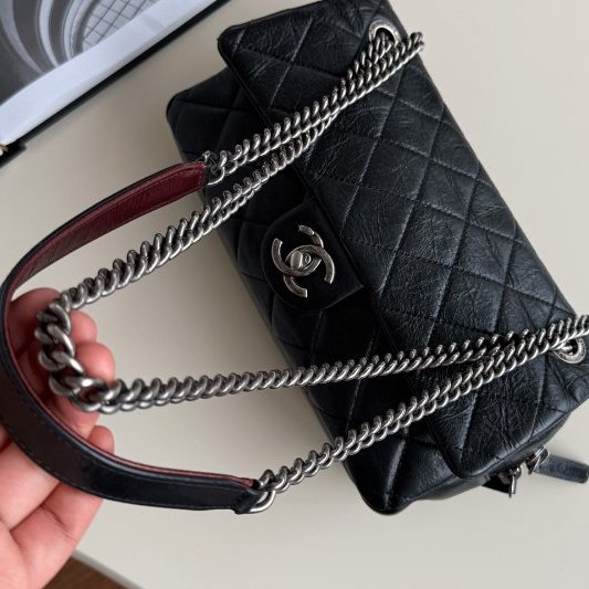 香奈兒/Chanel 黑銀孟買繫列油蠟牛皮口蓋CF鏈條包-9