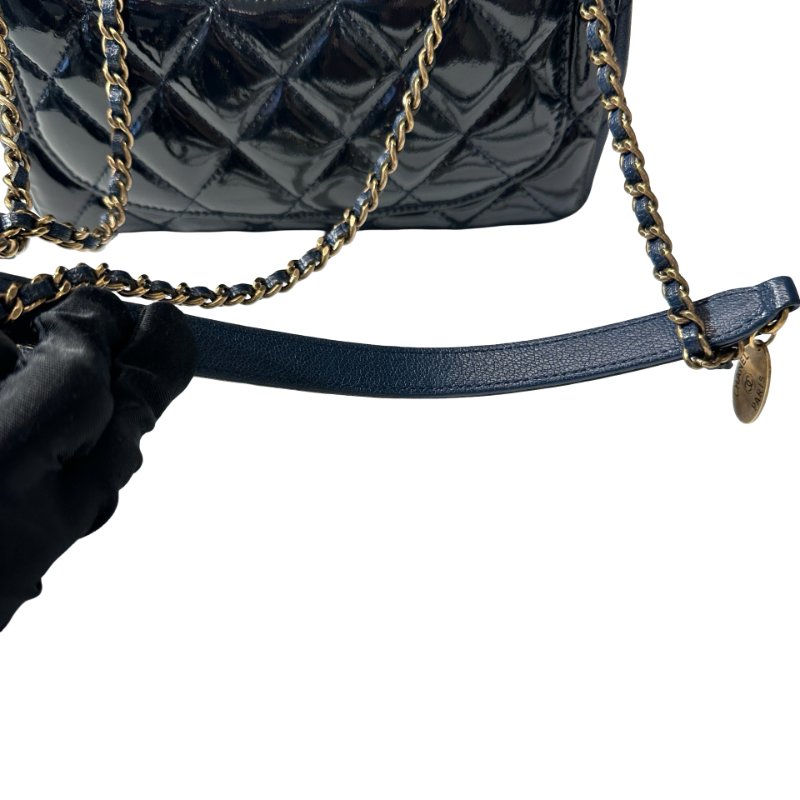 Used CHANEL Patent Leather MINI FLAP 20 CM Chain Shoulder Bag Navy Blue GHW-4