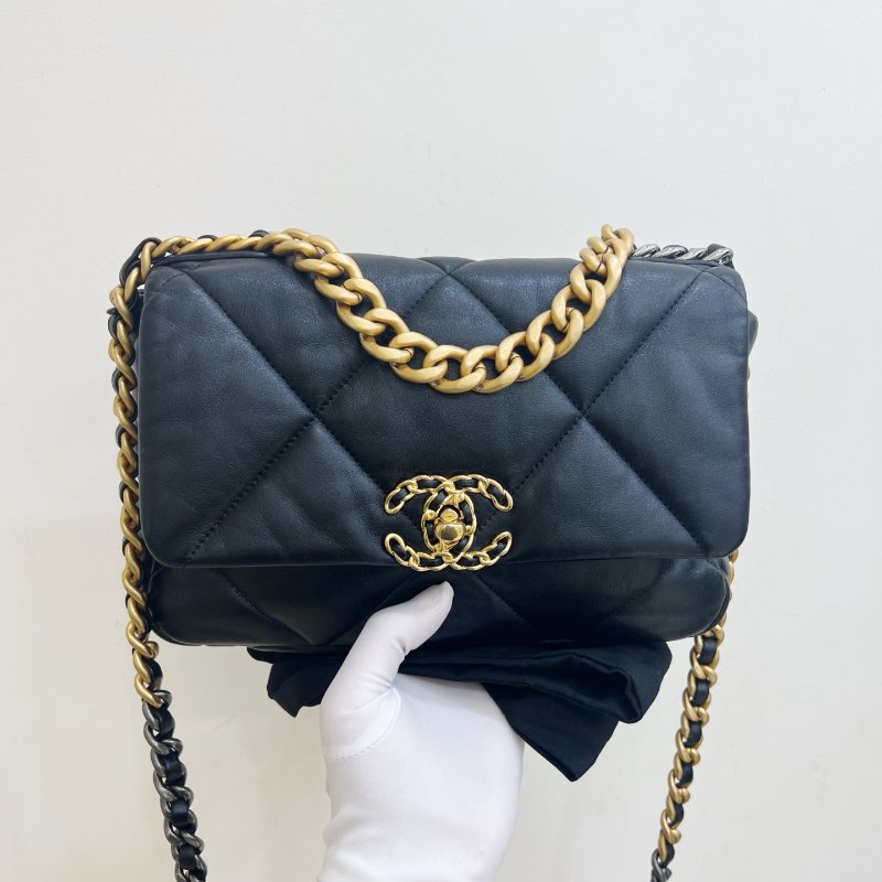 芯片款 香奈兒/Chanel 19Bag 菱格小號黑金羊皮 手提肩背斜背包-5