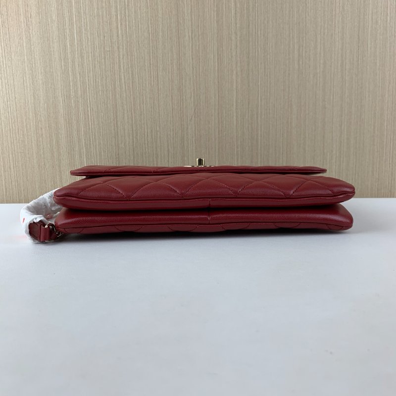 香奈兒/Chanel 紅色羊皮金扣風琴腋下包-8