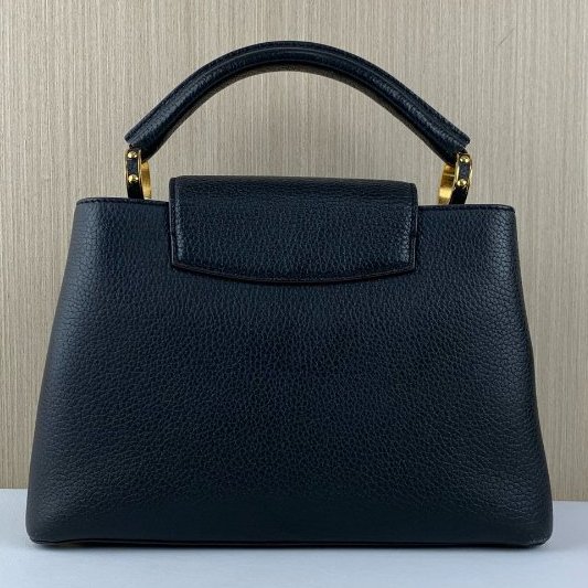 路易威登/Louis Vuitton Capucines 黑金手提包-1